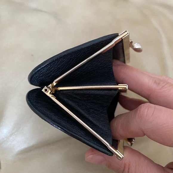 Vintage Gucci Kisslock Coin Wallet GG Authentic - Picture 12 of 14